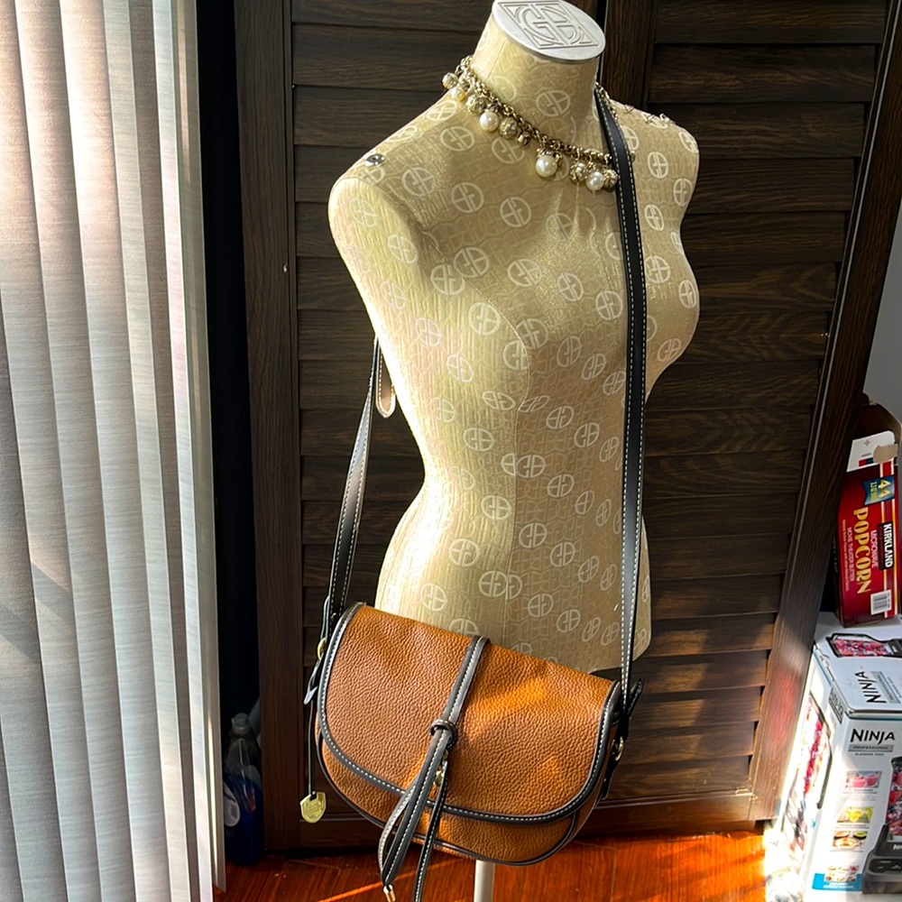 Crossbody bag